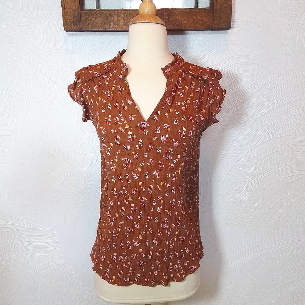 Kori America Floral Blouse Ruffled Crepe Top size S